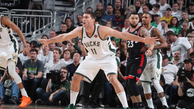 brook-lopez-signs-nba-free-agency.jpg
